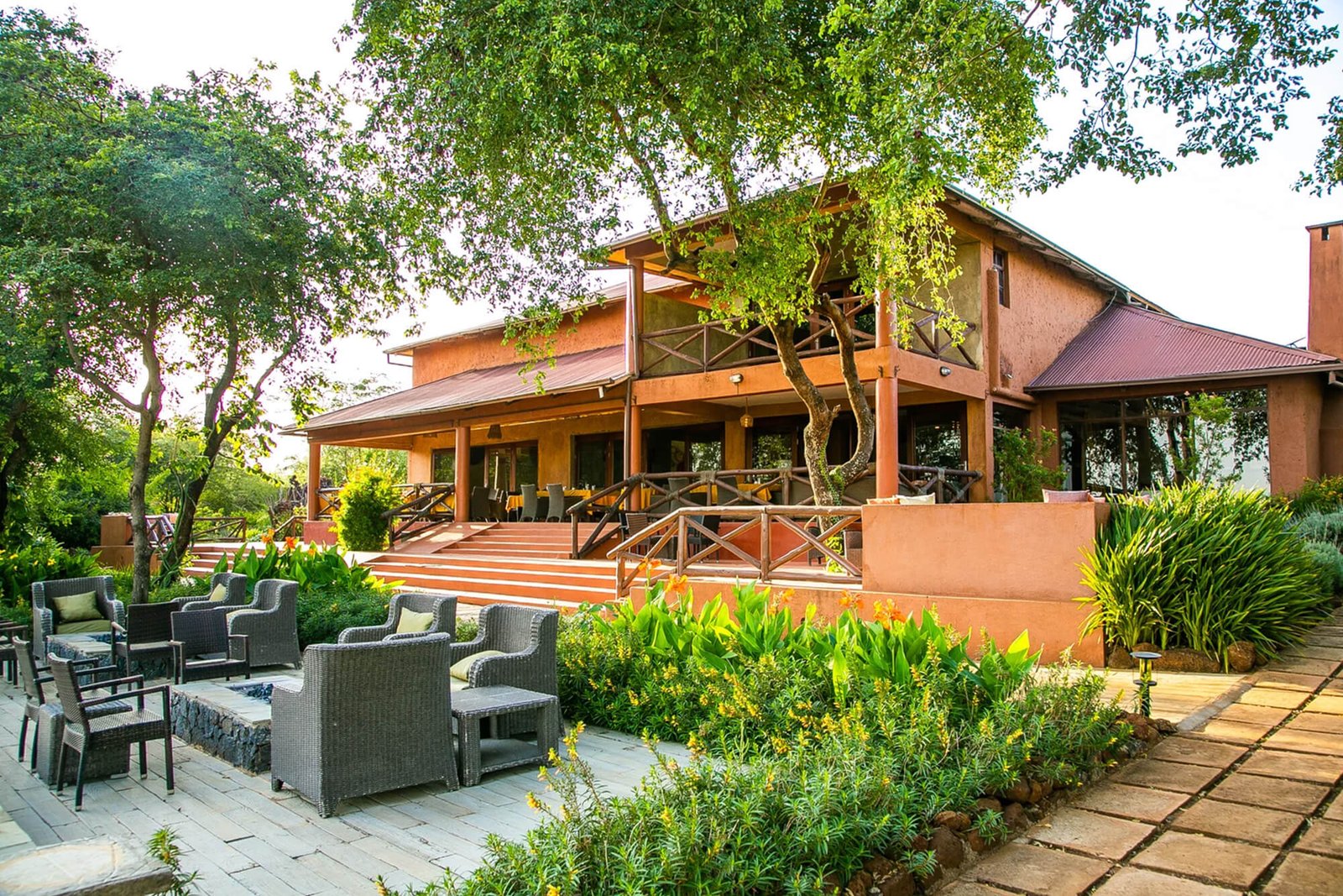 Mawe-Mawe-Lodge-Lake-Manyara-menu-image (1)